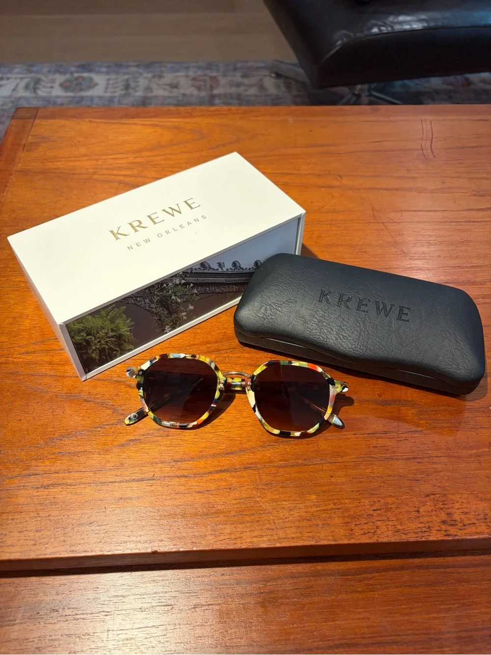 KREWE Dakota Canary 18K Sunglasses with Case and Box